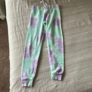 Cute and cozy you already now the deal🤍